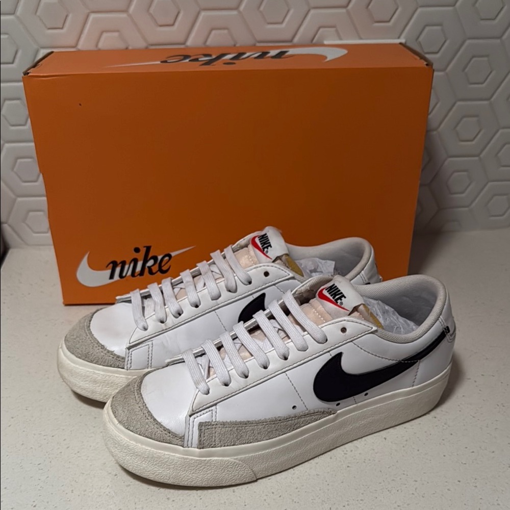 Nike W Blazer Low Platform
